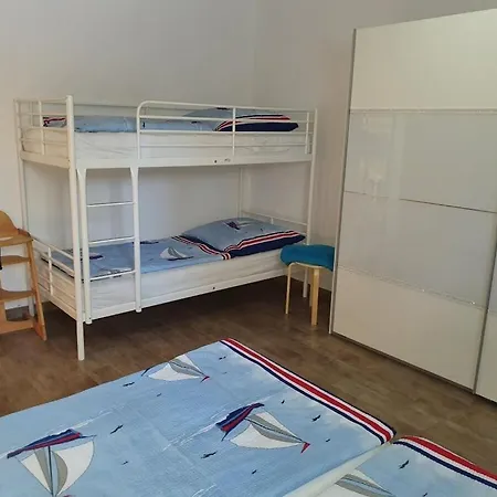 2 In The Boarding House Holiday home *